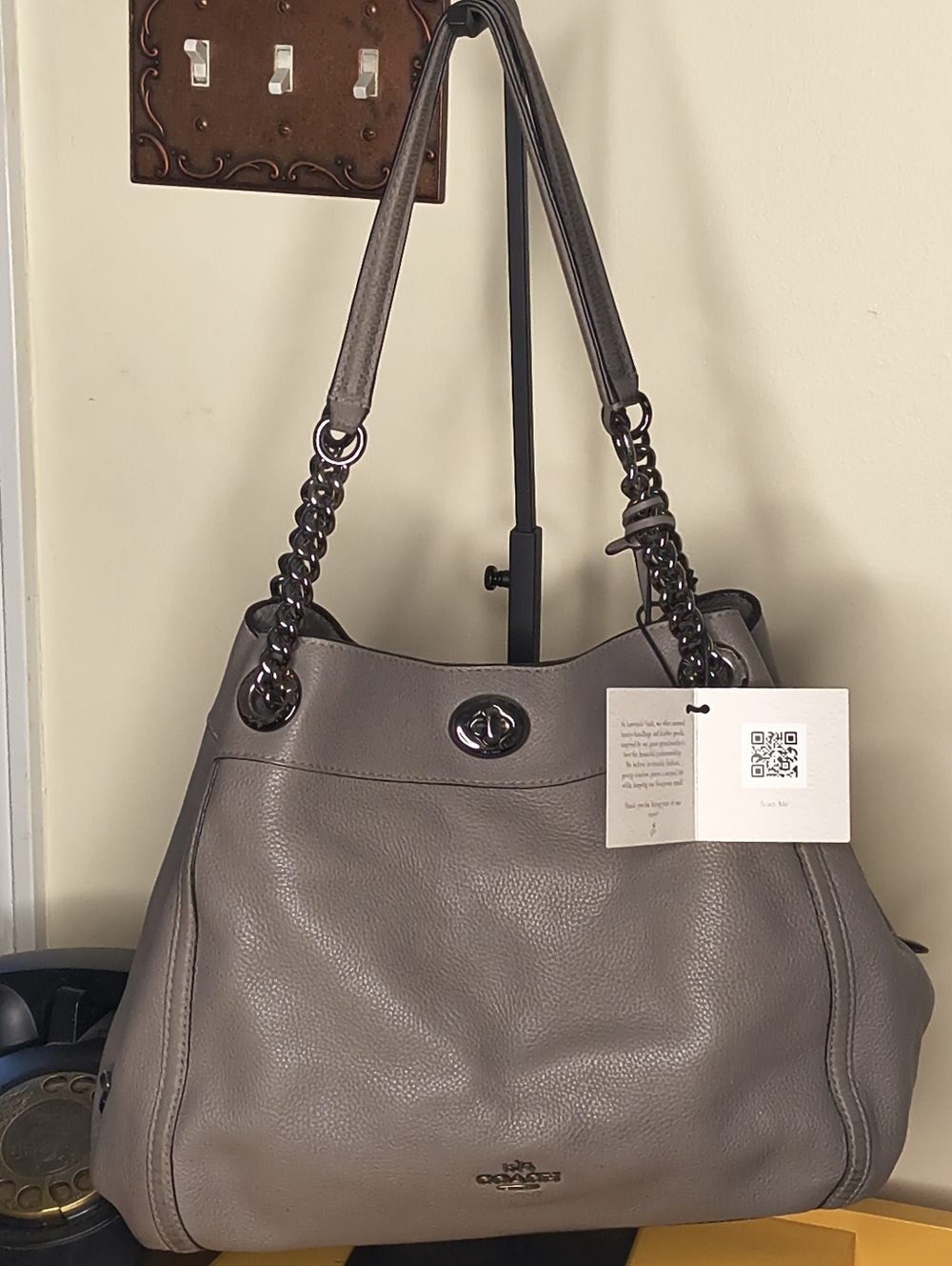 COACH Beige/Taupe Leather Shoulder Bag Silver Hardware Chain Straps With Hangtag